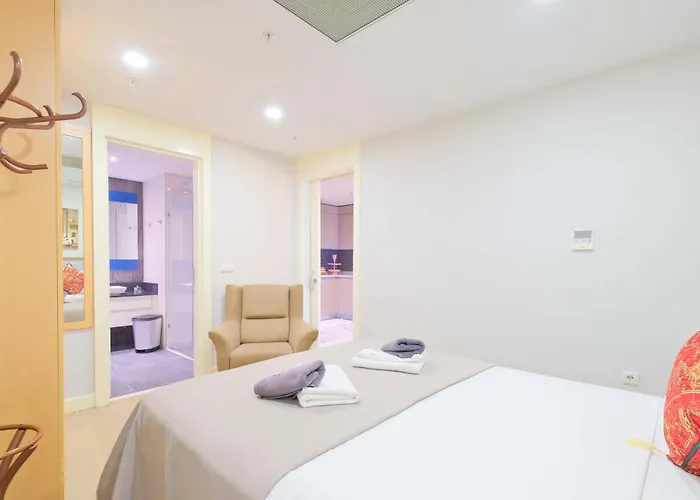 Petek By Newinn Lägenhet *