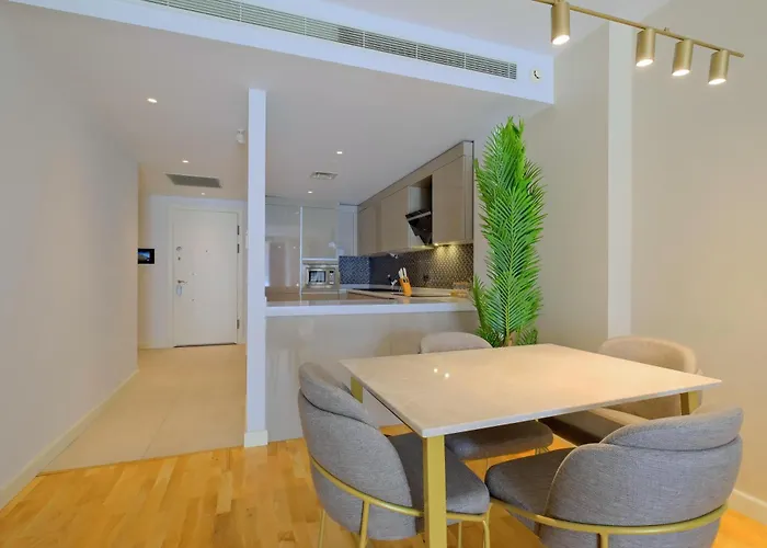 Lägenhet Petek By Newinn