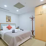 Petek By Newinn