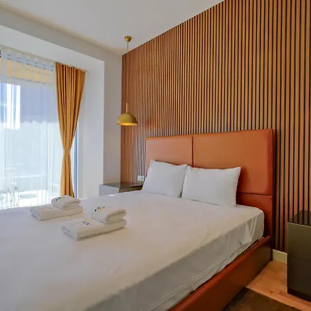 Petek By Newinn Apartment *