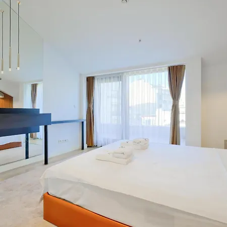 Apartment Petek By Newinn *