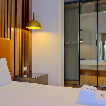 Petek By Newinn * Istanbul